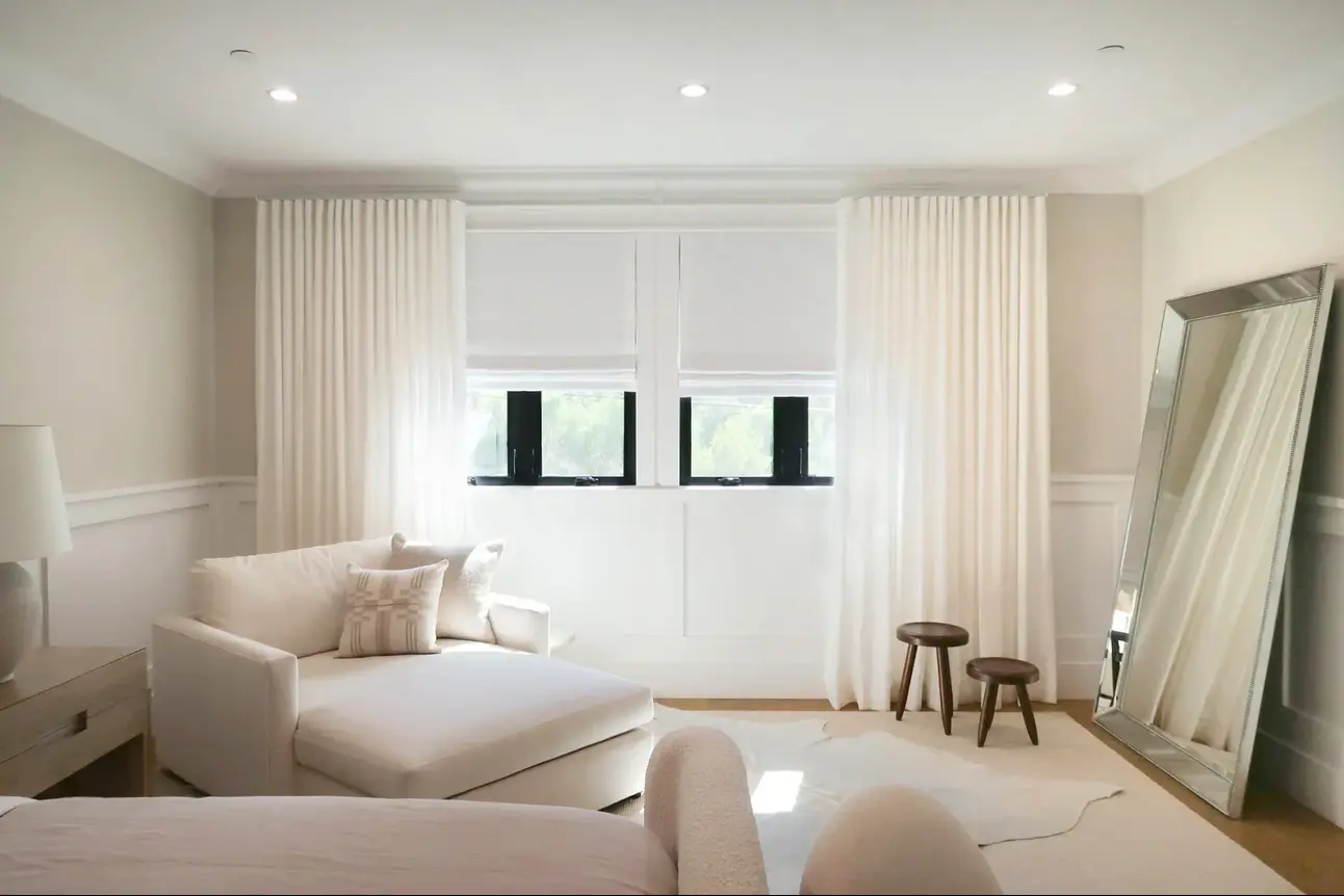How to Layer Roman Shades With Curtains