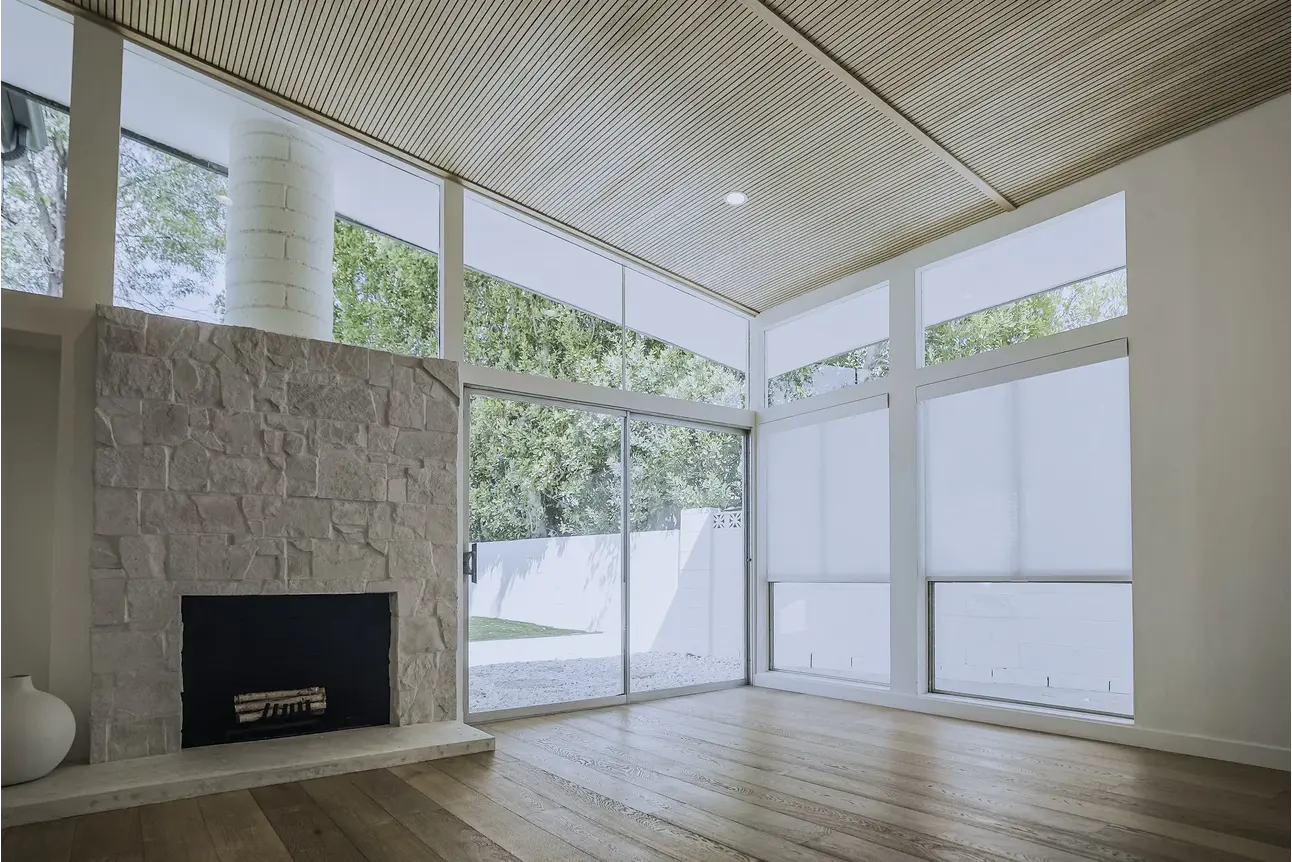 Roller Shades vs Blinds